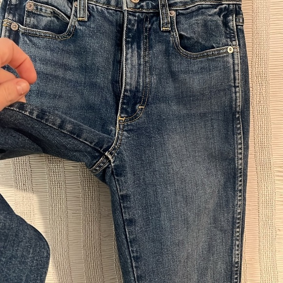 AMO Chelsea Crop Hope High Rise Straight Jeans in hope 24 - Picture 6 of 11